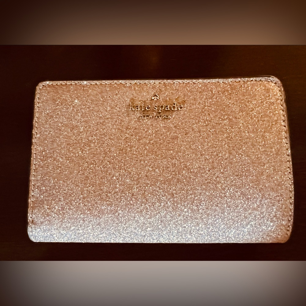 Kate Spade bifold Wallet NWT